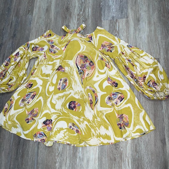 Free People Oversized Floral Shirt Size X Small - Picture 1 of 8